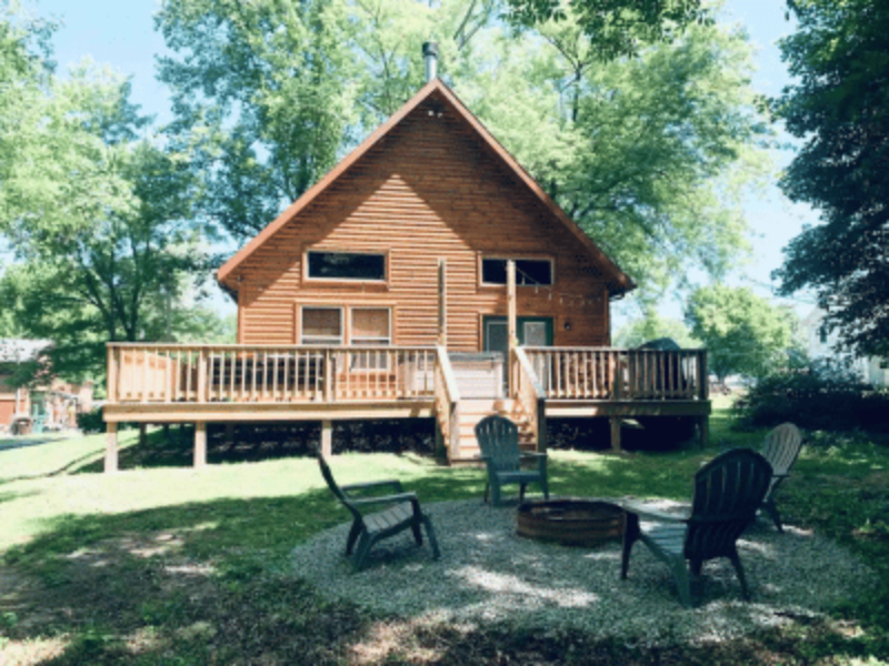 The Rocky Moose Cabin